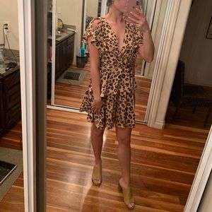❌SOLD❌ olivaceous leopard ruffle dress oohlaluxe